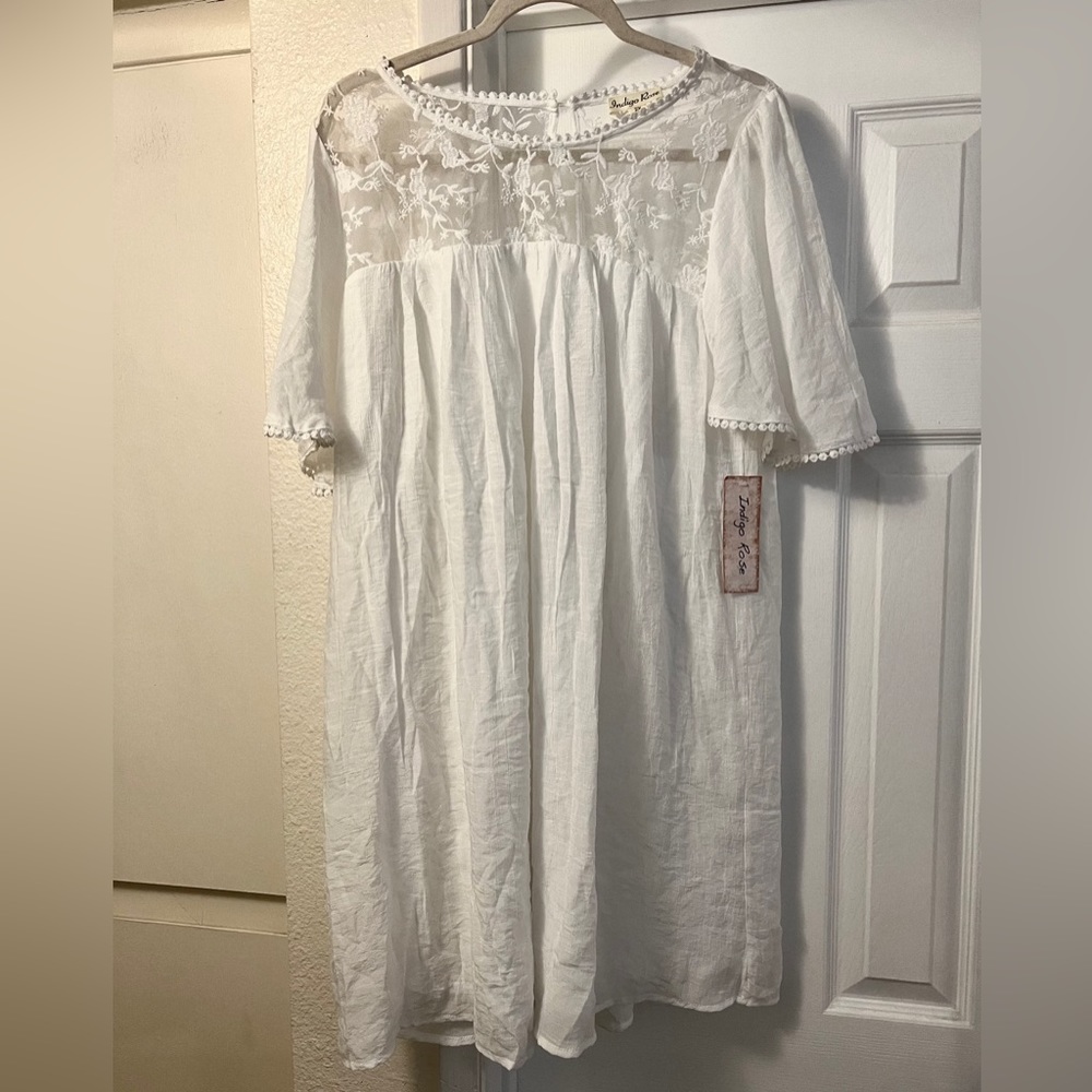 NWT Indigo Rose White Embroidered Dress Size 2 XLarge